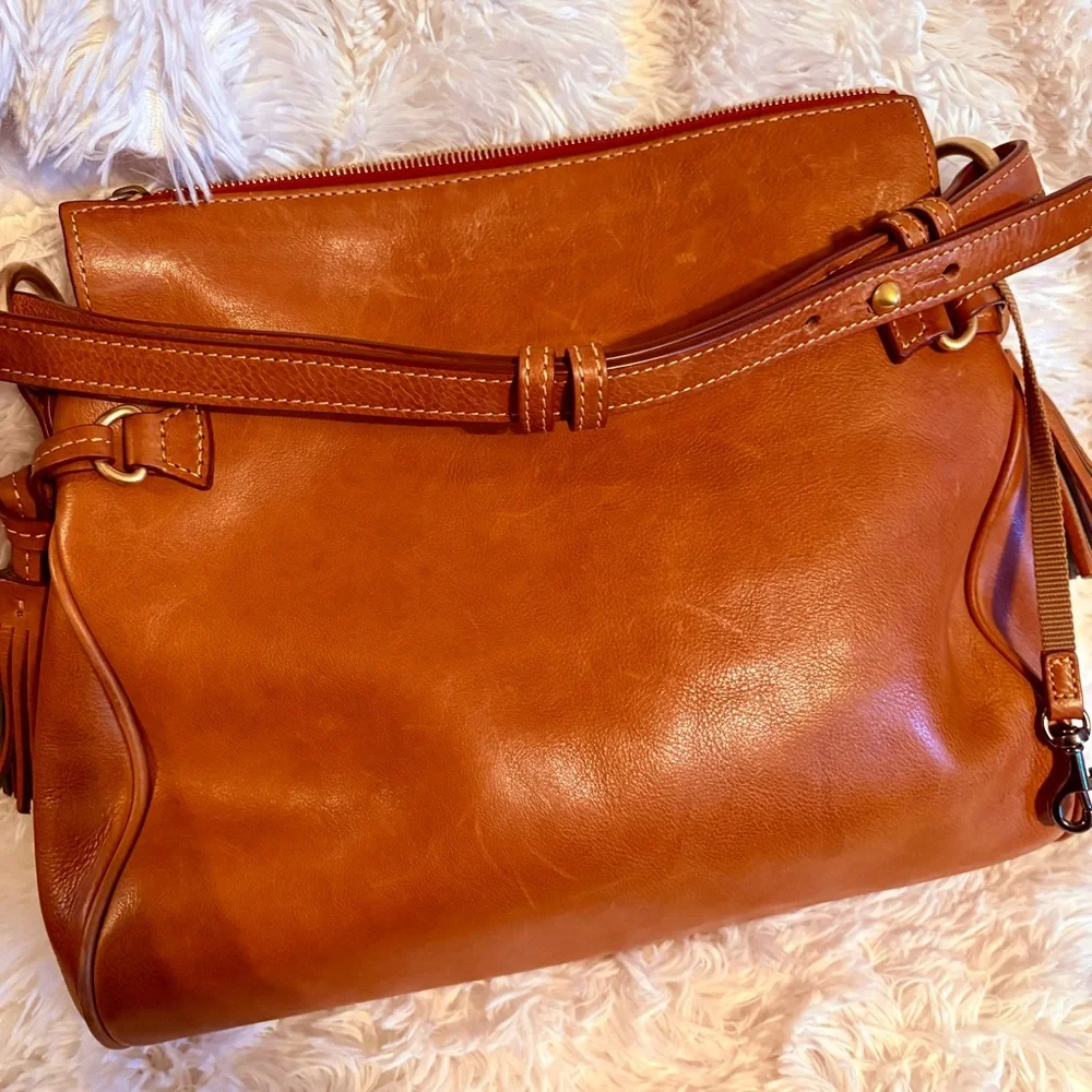 Dooney & Bourke Leather Bag - Florentine Collection. Clean and Great Condition. - Picture 2 of 8